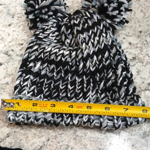 Handmade Crochet Hat & Scarf Set..Infant/ Toddler - Picture 4 of 5